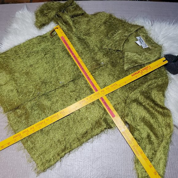 Cactus Flower shiny green fuzzy button down blouse - Picture 4 of 8